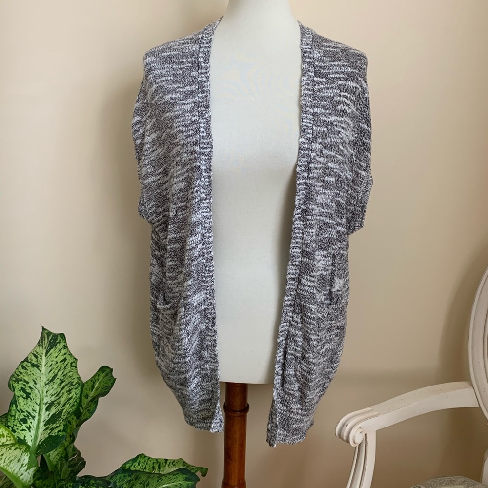 Gray Sleeveless Open Cardigan Sweater